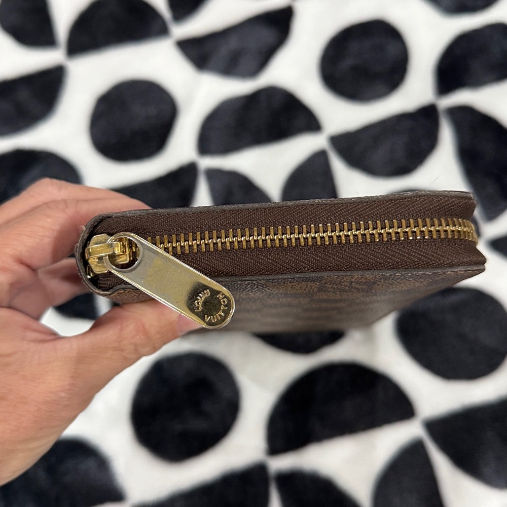 Louis Vuitton Damier Ebene Organizer Zippy Wallet - Picture 3 of 16